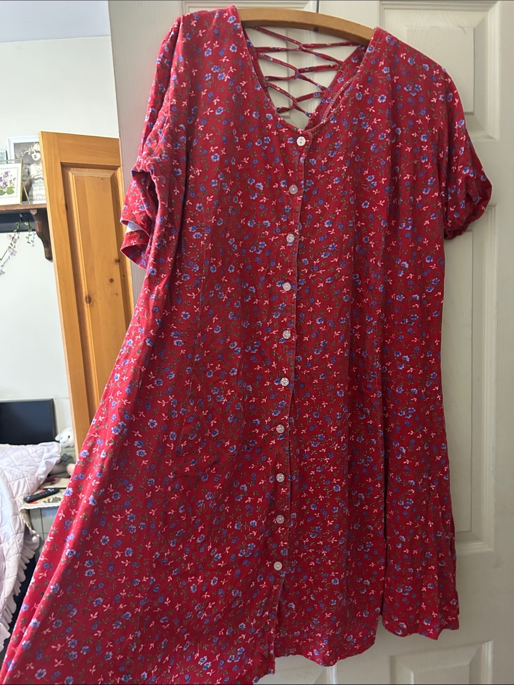 Vintage 90’sRed Floral Button-Front Women's Dress with Lace-Up Back